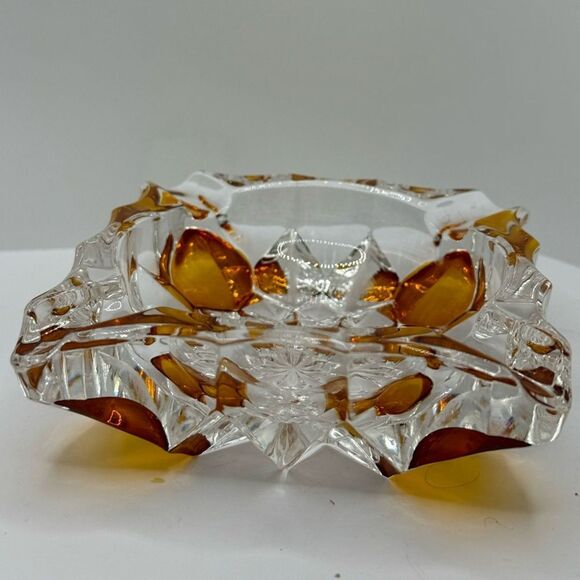 Vintage Mid-century Ash Tray with Amber Accents - Picture 3 of 6